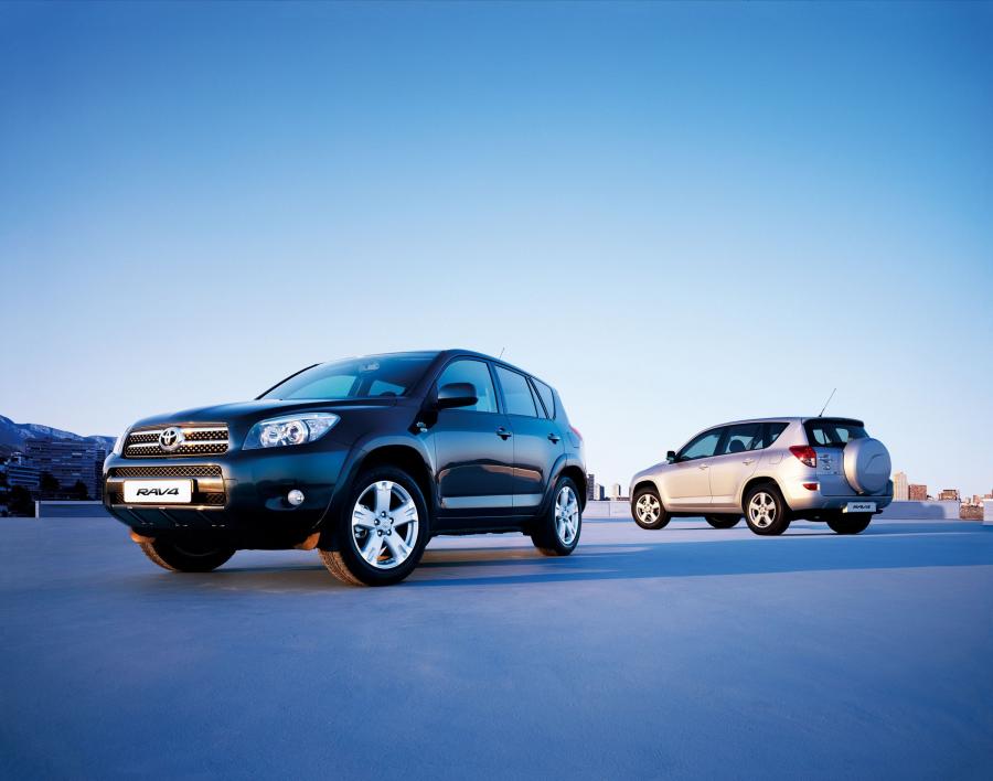  Toyota RAV4 2005 года  (фото 142 из 172)